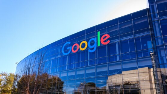 Поисковик Google перестал быть самым посещаемым сайтом Поисковик Google перестал быть самым посещаемым сайтом