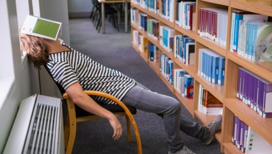 Фитнес-эксперт поделился техникой засыпания за 2 минуты