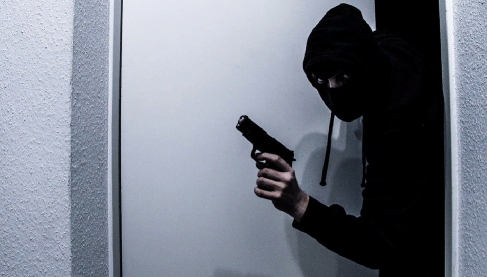 ограбление, грабитель