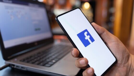 Facebook изменит название