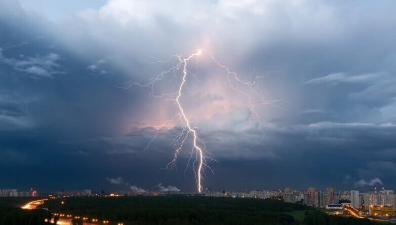 Погода, молния, гроза, дождь, Москва