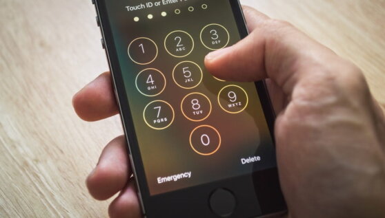 Как обезопасить смартфон на случай кражи, рассказала IT-специалист