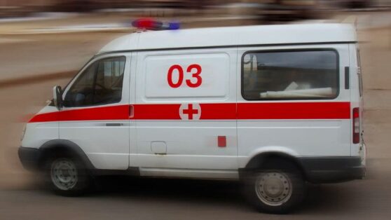 Россиянин попал под машину дважды за полчаса Россиянин попал под машину дважды за полчаса