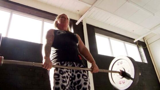 Бывшая толстушка претендует на звание сильнейшей женщины мира