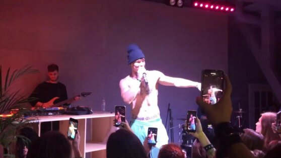 Московский ресторан Bla Bla Bar принял “эстафету” нарушителей