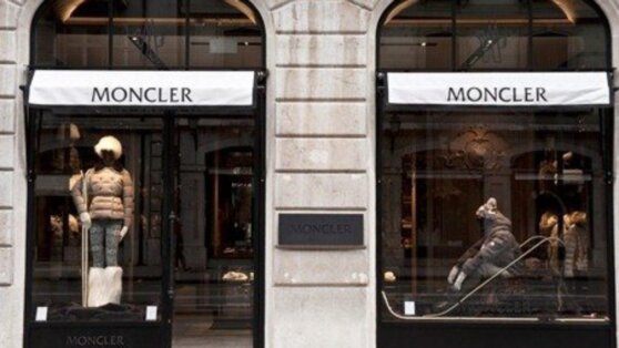 В Париже грабители унесли из бутика пуховики на 40 тыс. евро