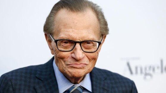 Телеведущий Ларри Кинг госпитализирован с коронавирусом