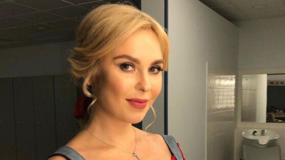 Похудевшая Пелагея похвасталась плоским животом