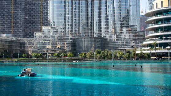 В Дубае дронами вызывают искусственный дождь