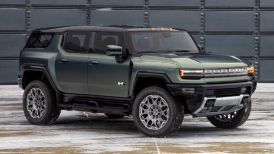 GM представила новый электрический Hummer, способный двигаться по диагонали: видео