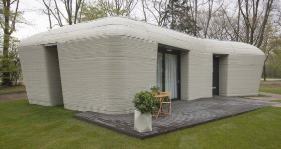 Полностью напечатанный на принтере дом принял первых арендаторов