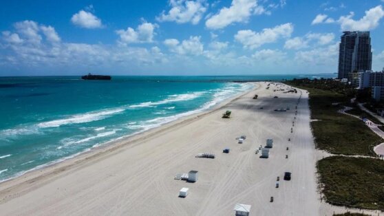 К побережью Флориды ночью приплыла морская мина