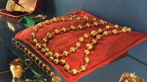 Сокровища на 100 млн рублей украли из британского замка