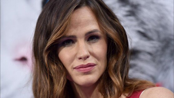 Экс-супруга Аффлека отказалась быть «частью этого цирка»