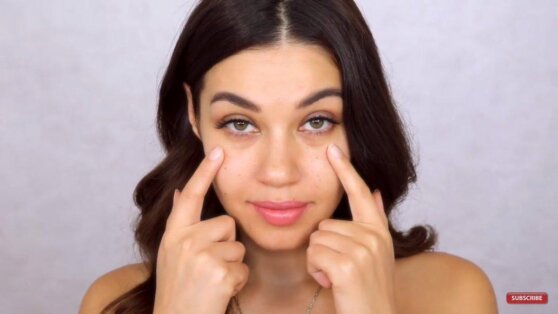 Врач рассказала об опасности синяков под глазами