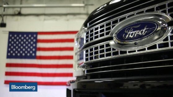 Ford представил духи с ароматом бензина для владельцев электрокаров Ford представил духи с ароматом бензина для владельцев электрокаров