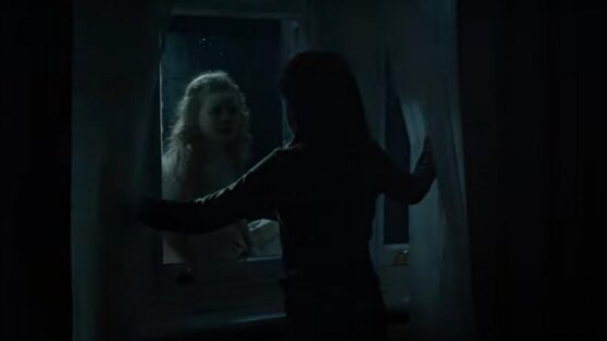 10-летняя Лея общается с призраком в хорроре «Переулок мучеников»