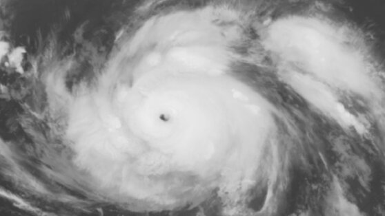 Ураган Ида угрожает разрушить районы Луизианы