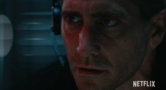 Оператор 911 пытается сам спасти женщину в триллере «Виновный»