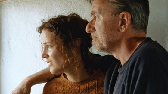 Супруги-режиссеры приезжают на остров Бергмана и теряют друг друга