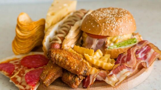 От каких продуктов надо отказаться, чтобы продлить жизнь