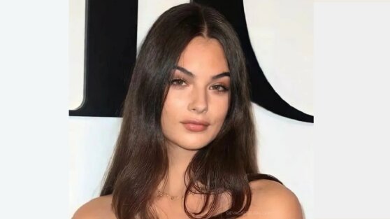 Яблоко от яблони: Дева Кассель на показе мод Dior