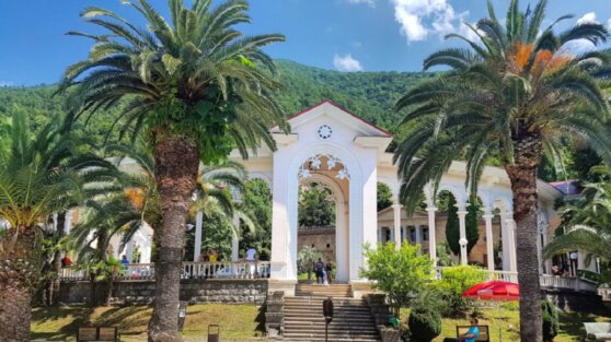 Туроператоры перечислили самые дешевые пляжные направления для отдыха в октябре