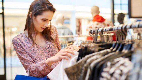 Стилисты назвали пять модных трендов осени 2021 года