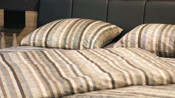 «Идеальная температура» для стирки постельного белья, чтобы убить все бактерии