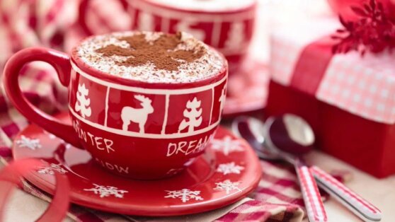 Пряный рождественский кофе: простой рецепт утреннего напитка