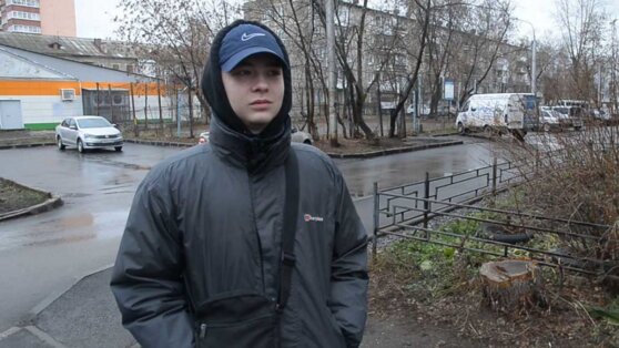 Школьник задержал уличного грабителя, отобравшего у женщины телефон