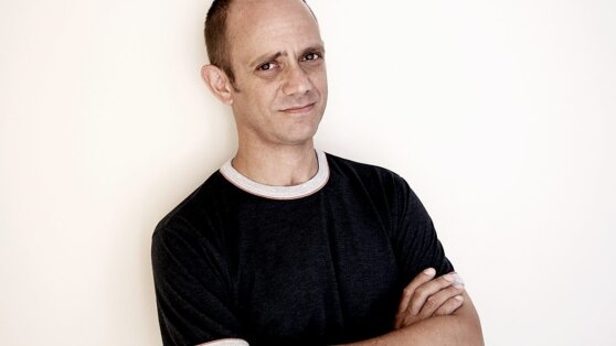 Букеровскую премию получил писатель из ЮАР Дэймон Галгут