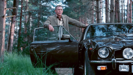 Джеймса Бонда могут сделать бесполым человеком