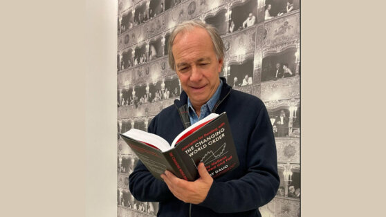 Американский миллиардер рассказал, что всегда дарит внукам Американский миллиардер рассказал, что всегда дарит внукам