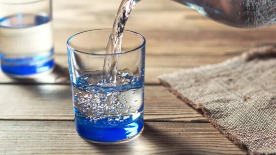 Ученые опровергли миф о необходимости выпивать 2 литра воды в день Ученые опровергли миф о необходимости выпивать 2 литра воды в день