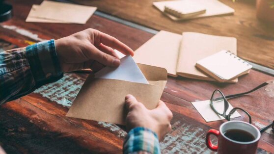 Отец показал письмо дочери от работодателя и удивил пользователей сети