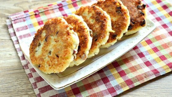 Как приготовить сырники с изюмом в духовке