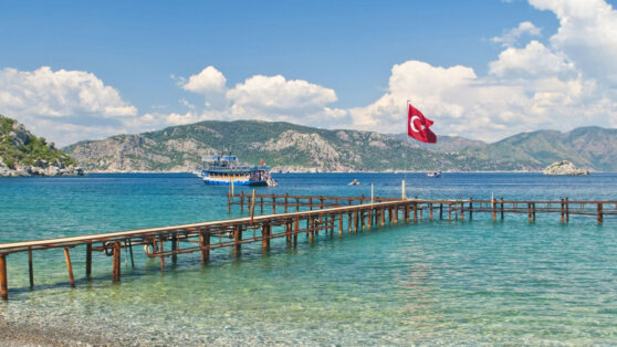 Куда поехать в ноябре: самые бюджетные пляжные направления