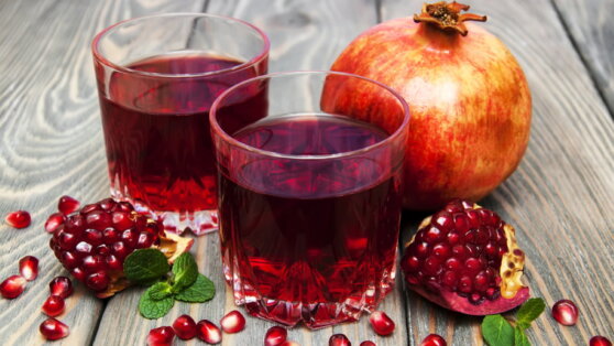 Врач рассказала о неожиданной опасности гранатового сока