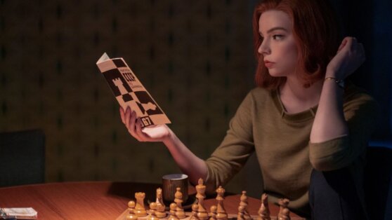 Суд в США отказался отклонить иск к создателям сериала Netflix «Ход королевы» Суд в США отказался отклонить иск к создателям сериала Netflix «Ход королевы»