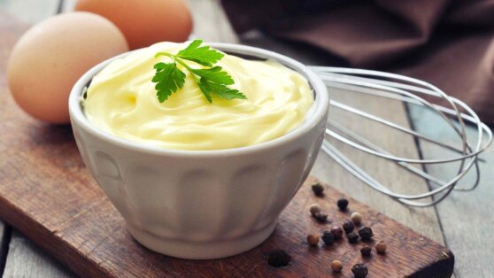 Чем опасно ежедневное употребление майонеза: негативные последствия