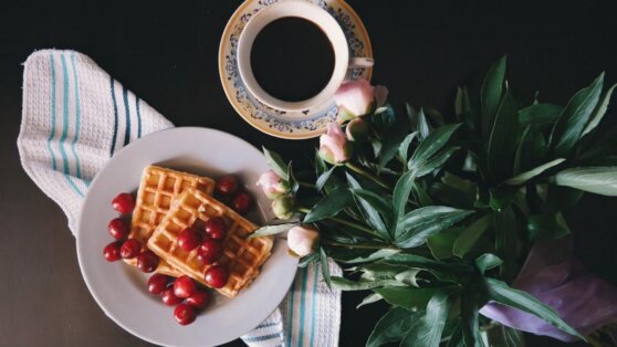 Как приготовить кофе с вишневым соком и пряностями