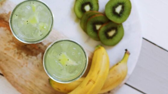 Смузи из банана и киви: простой рецепт для завтрака