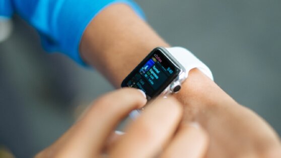 Умные часы спасли жизнь беременной женщине