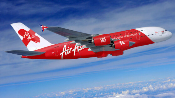 Авиалайнер экстренно посадили из-за змеи на борту