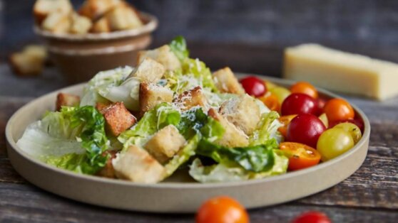 Классический рецепт салата «Цезарь»
