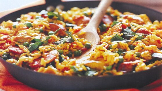 Испанская кухня: паэлья с овощами Испанская кухня: паэлья с овощами