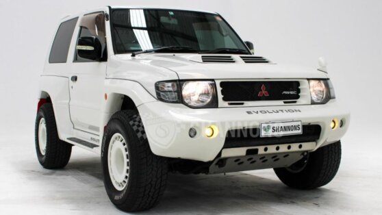 На аукцион выставили очень редкий экземпляр Mitsubishi Pajero Evolution