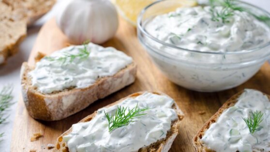 Греческая кухня: рецепт соуса дзадзики Греческая кухня: рецепт соуса дзадзики