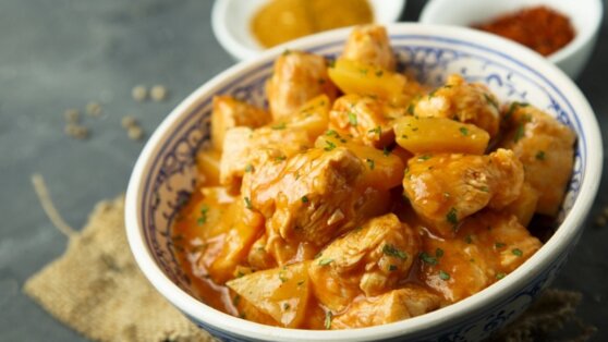 Рецепт курицы в сливочном соусе карри с ананасом